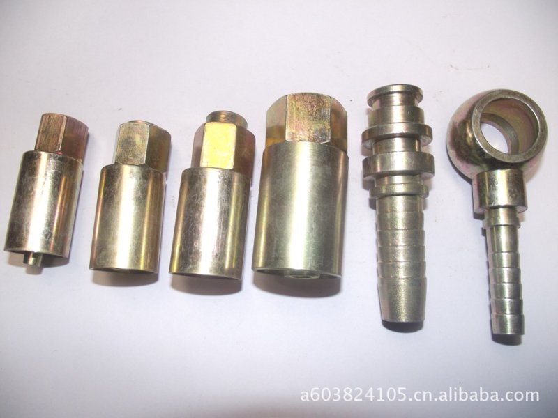 液压接头选择指南：工具推荐与比较